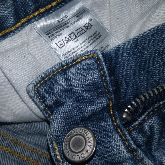 Old Navy Distressed Denim - Picture 8 of 9